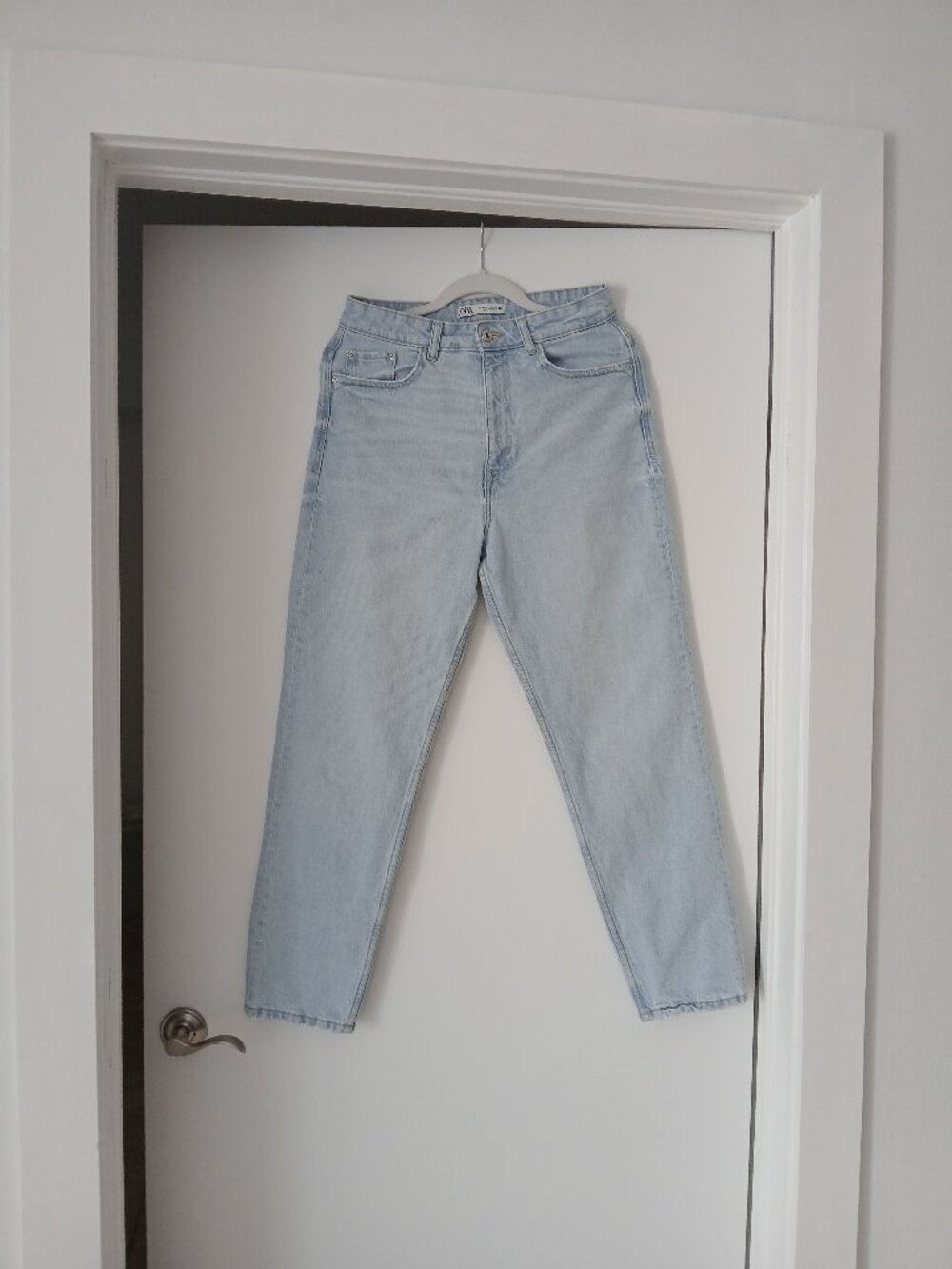 ZARA Mom Fit Jeans